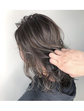 ユニバーストーキョー 池袋西口店(universe tokyo) ハイライト×イルミナカラー