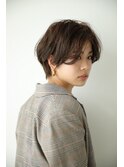 スモーキーグレージュ×大人ハンサム前髪なしショート◎30代40代