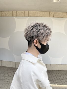 ブレイズ ザ サロン(BLAZE THE SALON) ハイトーンミルクティーグレー無造作束感マッシュ【BLAZE 大庭】