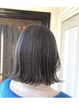 ラフヘアデザイン(Raf hair design) 艶感シルバー