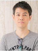 モノトーングレイヘアの大人バーバースタイルR上尾