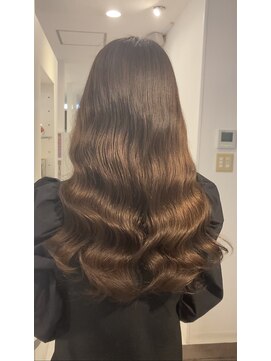 ラウレア(LAULEA) コテ巻き風パーマ/韓国風パーマ/デジタルパーマヨシンモリパーマ