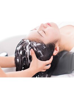 【穂積・北方/髪質改善】ご褒美に極上スパ！こだわりの厳選シャンプーを使用した贅沢ヘッドスパをご体感★