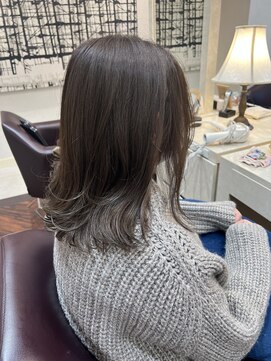 ガレリアエレガンテ 名駅店(GALLARIA Elegante) アッシュベージュ