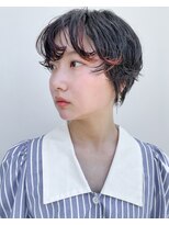 ジュリエッタ(giulietta)&nbsp;パーマショート　ブリーチハイライト　コントラストカラー