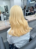 ベレーザ 渋谷(BELEZA)&nbsp;7469ブロンドハイライトグラデーション波巻きハイトーンカラー