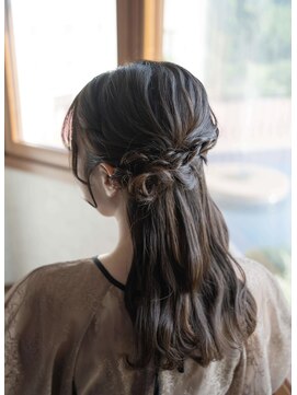 美容堂 波巻きハーフアップ