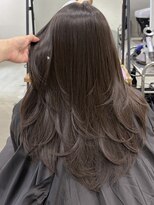 モノトーン(MONOTONE)&nbsp;レイヤーカット