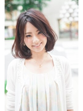 百色 八戸店 大人女子暗髪ボブ