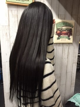 ジーキャトル(G-quatre) ナチュラルブラックストレート☆