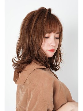 トワイスアップ(TWICE UP) ミディアムスタイル/モカブラウン/ニュアンスカラー /夏カラー