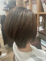 クネア(kunea)&nbsp;くびれショート/透明感/マロンブラウン/大人ショートボブ