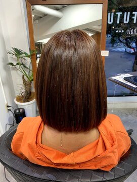 フツーロ 栄(FUTURO) #ブラウン#ワンレングス#レディースカット