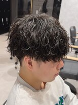 アビー(ABEY)&nbsp;波巻きツイスパMIX刈り上げマッシュ波巻きスパイラル