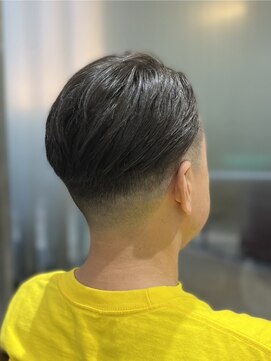 ロンロンシャ 都ホテル店(RONRONCHAT) ツーブロックスキンフェード