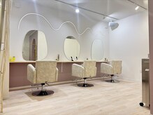 モニョヘアー(monyo hair)の雰囲気（カットなど施術スペース♪）