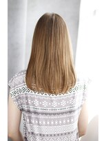 シュシュット(chouchoute)&nbsp;レイヤーカットウェットヘアデザインカラーオリーブベージュ/200