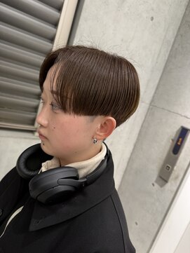 【ZEAL天神】ボーイッシュ刈り上げ女子