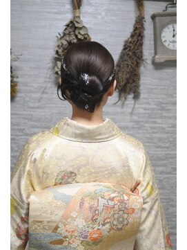 マナミメイク(manami make) リボンかちもりヘア