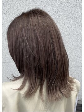 エメヘアデザイン ルイス(Aimer Hair Design Lewis) ピンクベージュ/ピンクカラー/艶髪カラー/ブリーチカラー/弘前