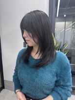 カルム 天神大名(calme)&nbsp;【calme】レイヤーカット　透明感カラー　ダークシルバー