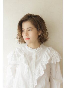 Heimili. 新宿御苑前【ヘイミリ】【5月8日NEW OPEN(予定)】の写真/【新宿御苑前NEWOPEN!】大人女性の悩みに寄り添い、一人一人の個性を活かしたスタイルをご提案します♪