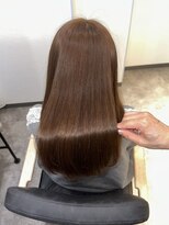 ジーナ 吉塚(Zina)&nbsp;艶髪 モカブラウン×髪質改善【福田】透明感 ナチュラル 美髪