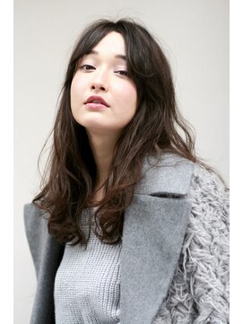 ミーノ(mｉｅｎｏ) 癖を生かしたヨーロピアンロング【自由が丘/目黒区】