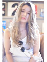 ラべリー 池袋(LOVELEY)&nbsp;LOVELEY 外国人風ホワイトベージュ　ミルクティカラー☆562