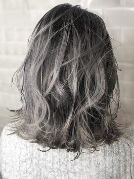 オーブ ヘアー レフィール 金沢店(AUBE HAIR lefeel) 【AUBE HAIR】ネイビーグレーハイグラデーション_ニュアンスロブ