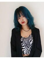 ヘアー キュート(hair CUtE)&nbsp;派手めアウターカラーでオシャレにきまる☆