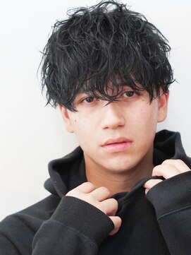 フィフス 原宿(fifth) ツーブロック刈り上げマッシュソフトツイストスパイラルパーマ