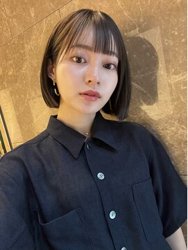 フィル 横浜(fil) タッセルボブ_大人ガーリーダークアッシュ似合わせカット