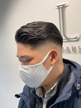 リバティシェアバーバー 銀座2nd(LIBERTY SHARE BARBER) スキンフェードコテパーマ濡れパンマッシュパーマ[銀座<理容室>]