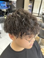 アイズ 海老名(AIZU) ツイストスパイラルパーマ ソフトツイスト 刈り上げマッシュ