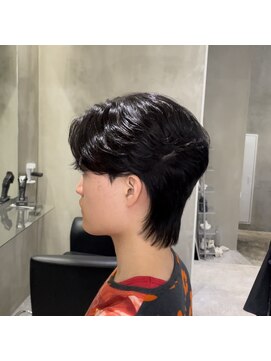 ソルレム(sol-lem) センターパートウルフ