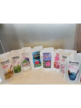 【選べる2タイプのトリートメント】凝り固まった頭皮もスッキリ！癒しのスパタイムをお過ごしください♪