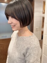 ラレイ(Lalei)&nbsp;【白岩】丸みショートボブ