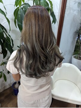 アン(Hair make un) ハイライト/海外のお客様