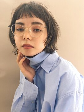 ルーム(Loom.) オン眉 ショートウルフ ボブウルフ