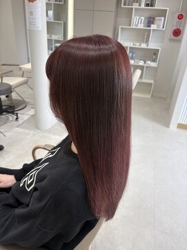 艶と深みを纏う｜上品ボルドーロング