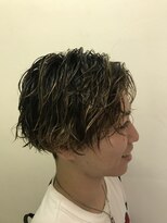 パティオンツー(PATIONN2)&nbsp;ハイライト無造作ウェーブクラウドマッシュツーブロックスタイル