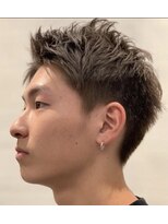 ビューティドレッセヤマノ 池袋パルコ(Beauty Dresse YAMANO) 【MEN'S HAIR】グレージュ × アップバング × ツーブロック