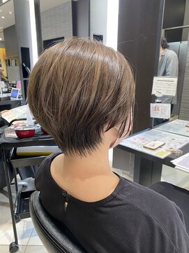 ジャパン ホンテン(JAPAN HONTEN) ショートボブ　ハイライトベージュ