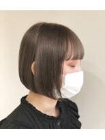 クツロギ(kuturogi)&nbsp;グレージュショートボブ