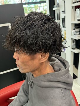 ヘアーズアーク(Hair's ARK) マッシュ/ツーブロ/波巻き/パーマ