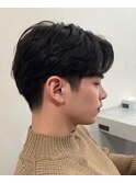 マッシュスパイラルパーママッシュウルフメンズ髪型センター分け