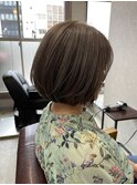 アッシュグレー
