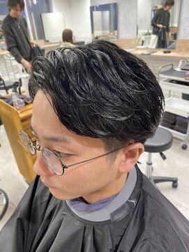 モク(mok) 毛流れパーマ