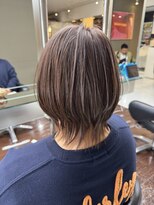 シャンプーボーイエイムス(SHAMPOO BOY aims)&nbsp;ウルフヘア　ハイライト